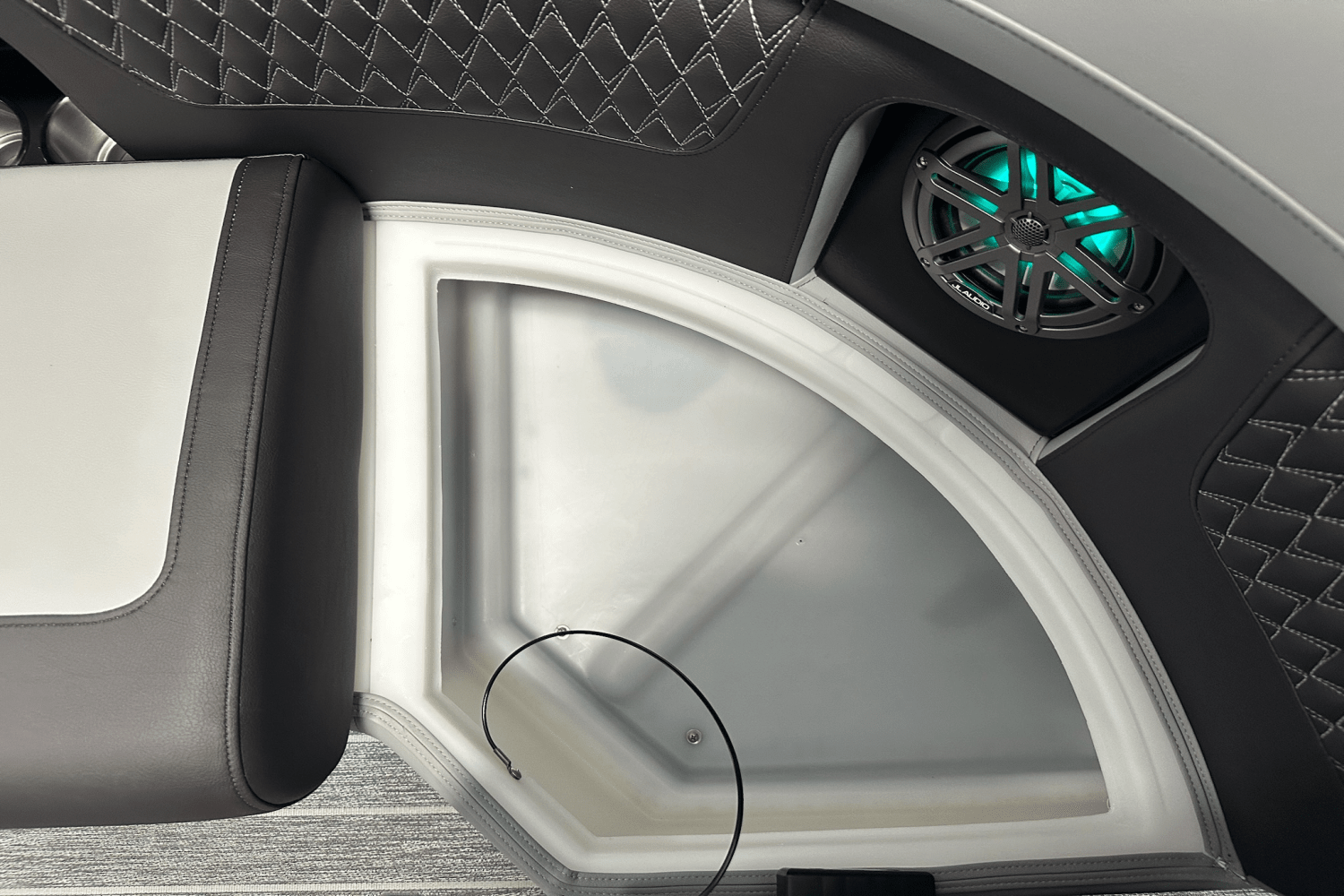 2025 Premier 230 Solaris Image Thumbnail #34