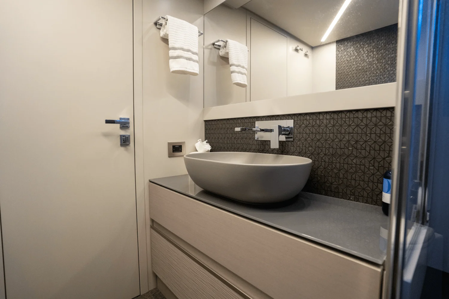 2020 Pershing 7X Image Thumbnail #37