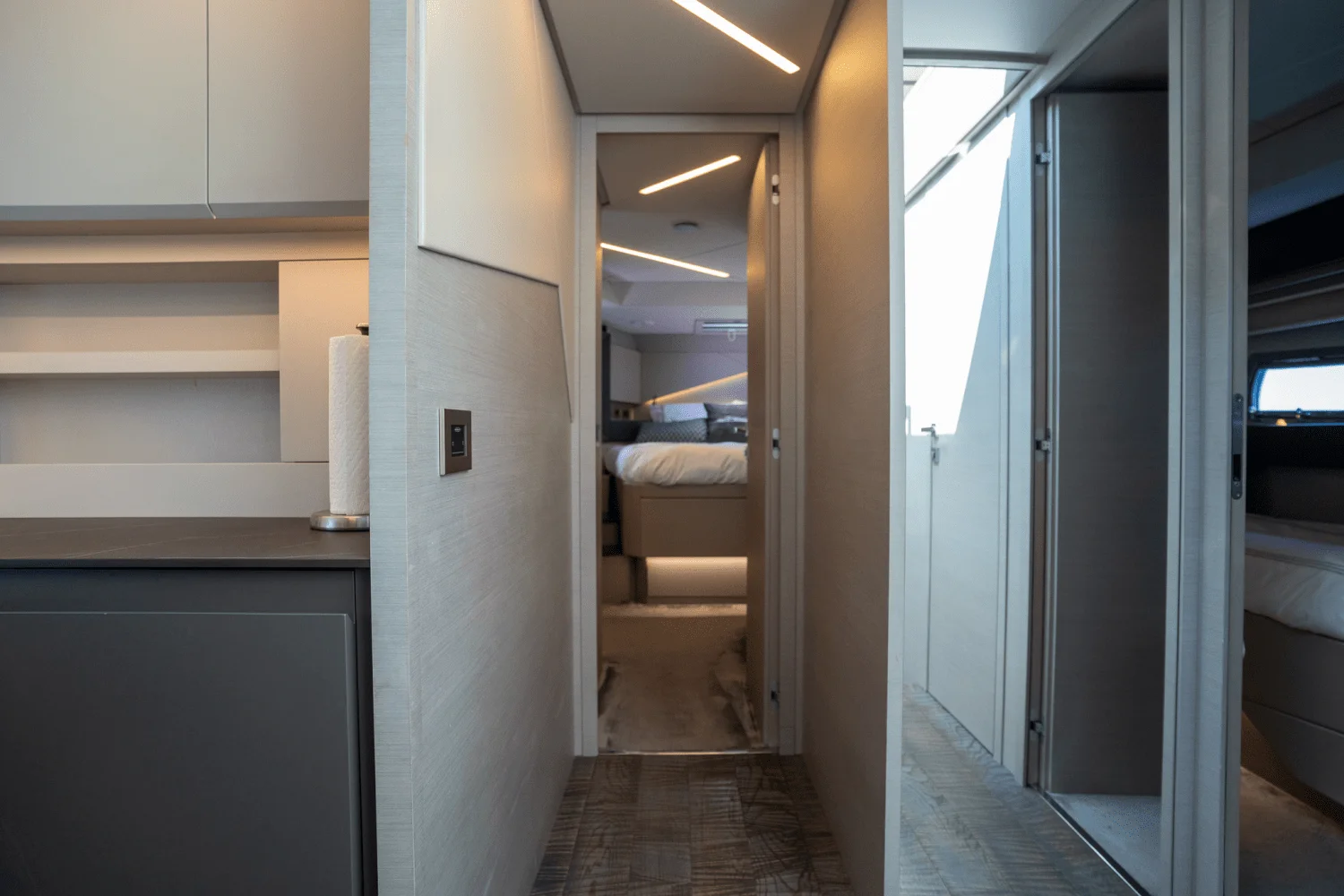 2020 Pershing 7X Image Thumbnail #32