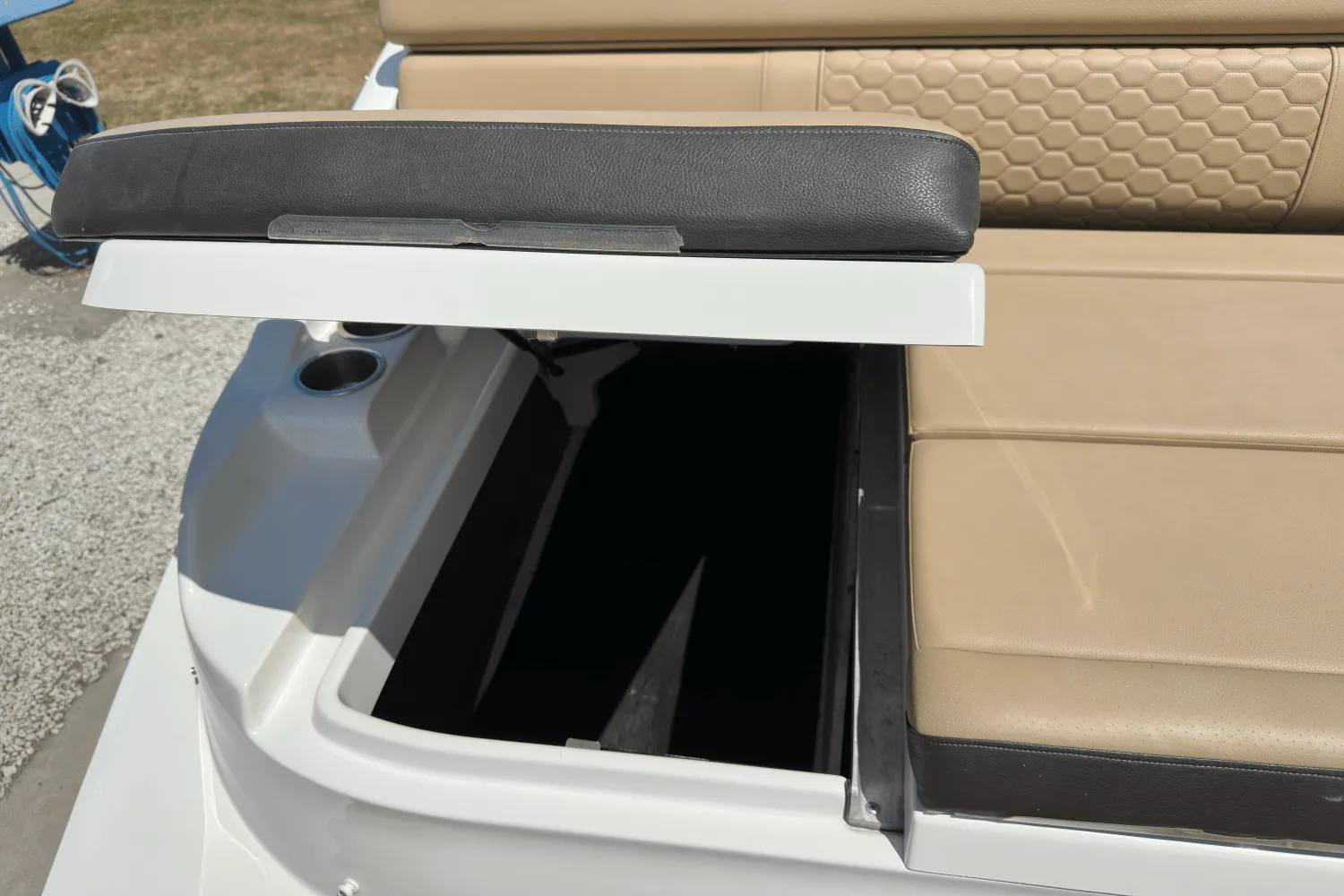 2020 Sea Ray 270 SDX Image Thumbnail #8