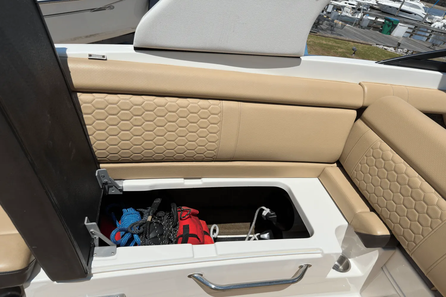 2020 Sea Ray 270 SDX Image Thumbnail #16