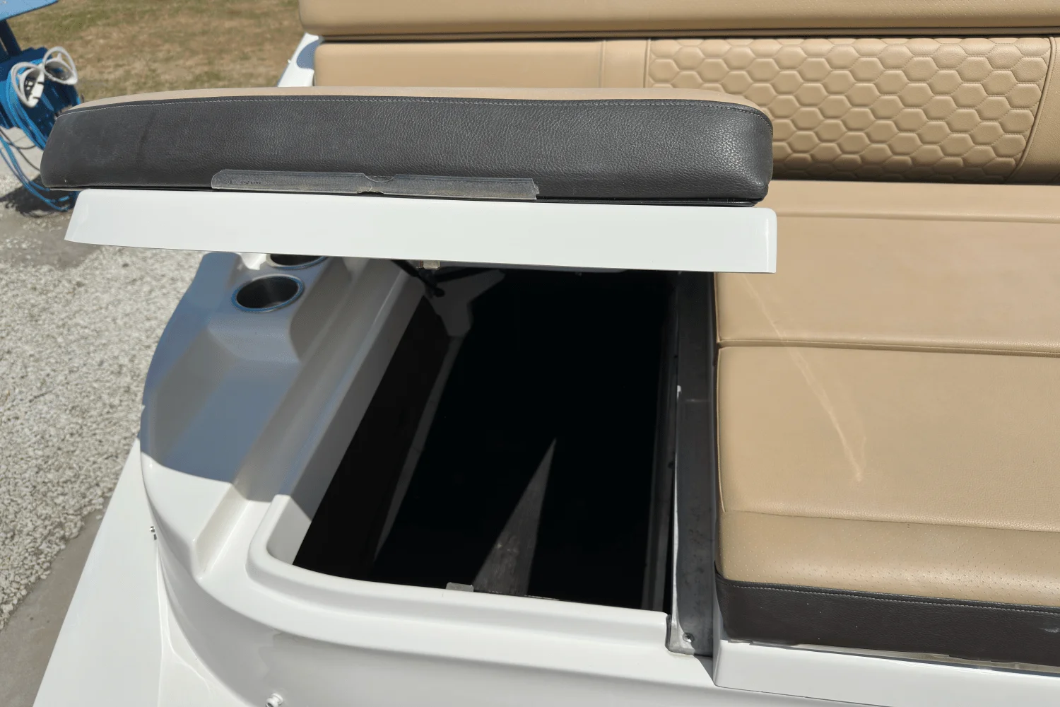 2020 Sea Ray 270 SDX Image Thumbnail #8