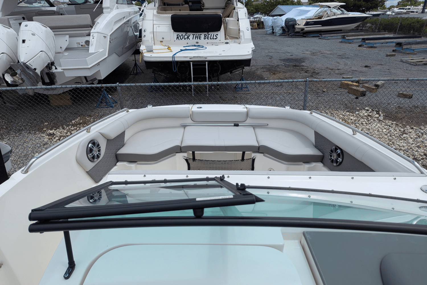 2022 Sea Ray 250 SD Image Thumbnail #9