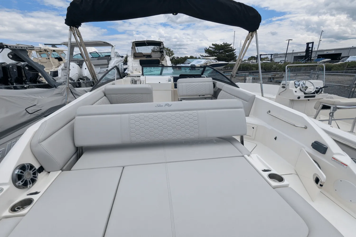 2022 Sea Ray 250 SD Image Thumbnail #21