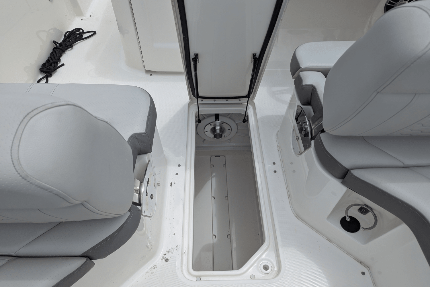 2022 Sea Ray 250 SD Image Thumbnail #11