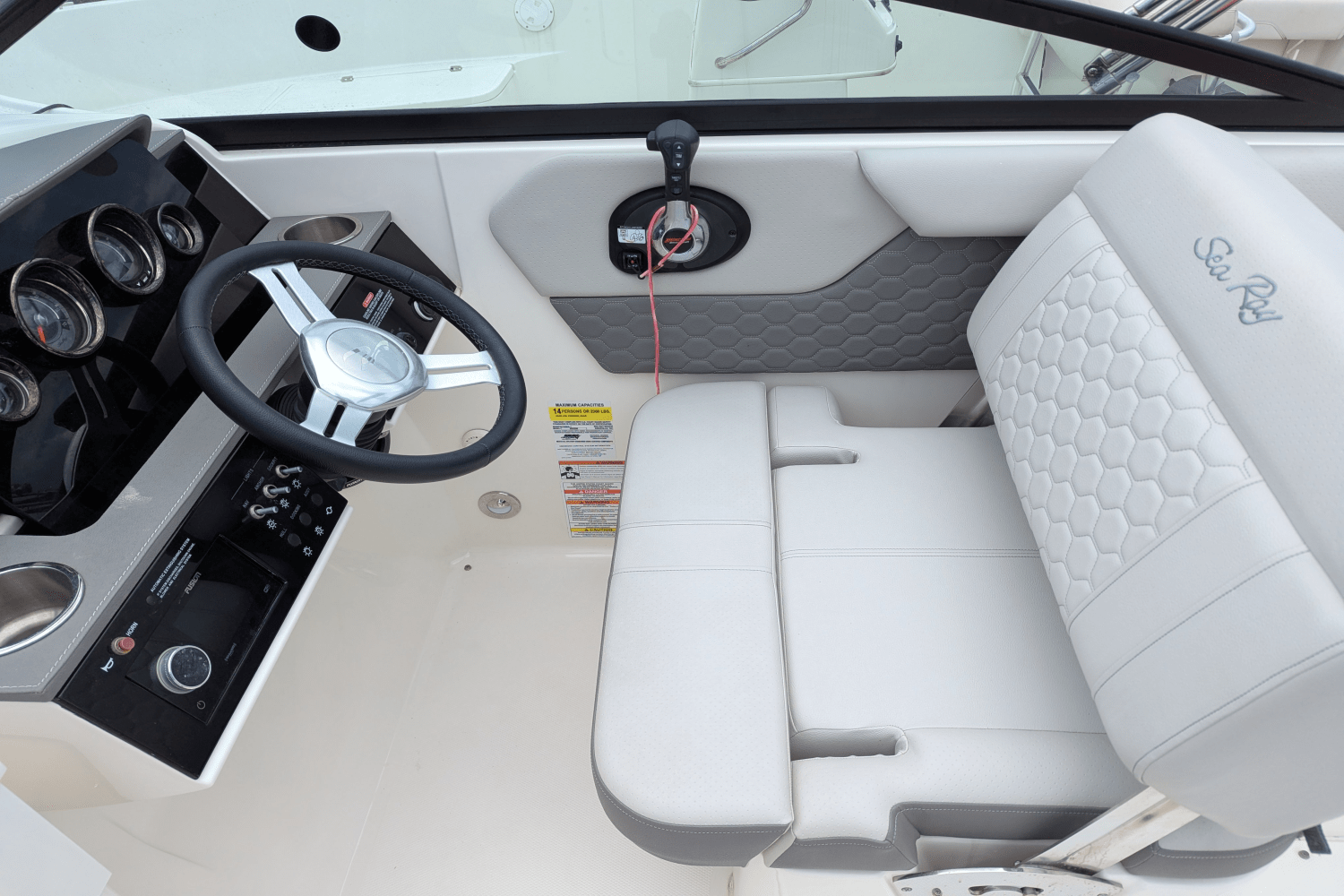 2022 Sea Ray 250 SD Image Thumbnail #15