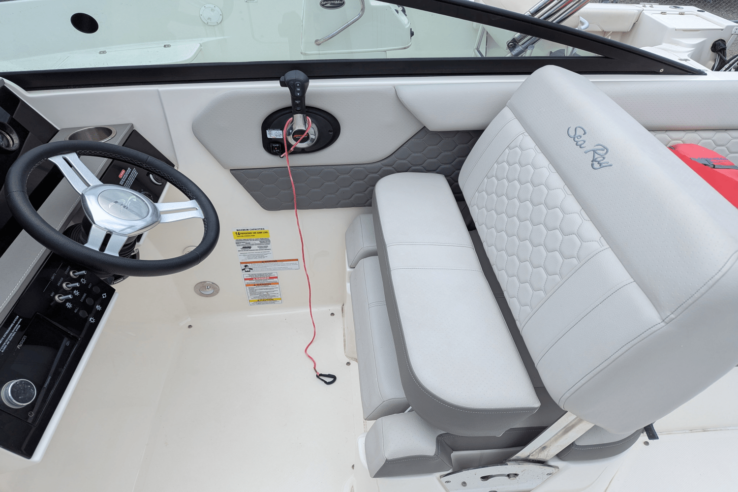 2022 Sea Ray 250 SD Image Thumbnail #16