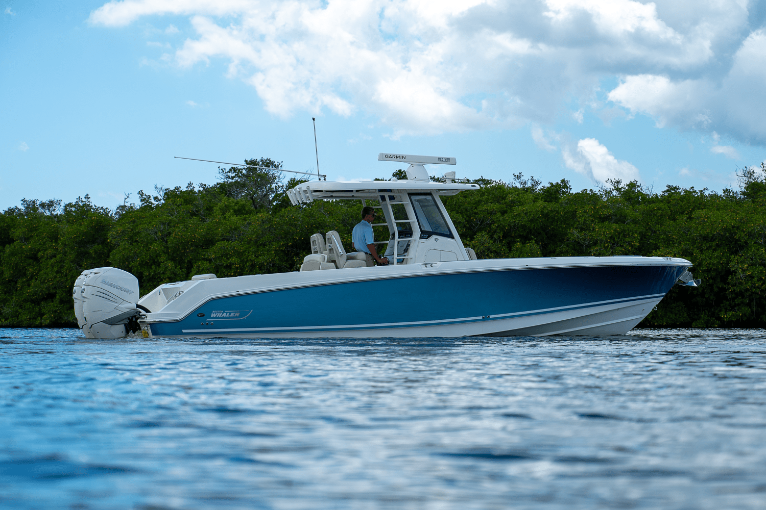 2018 Boston Whaler 330 Outrage Image Thumbnail #36