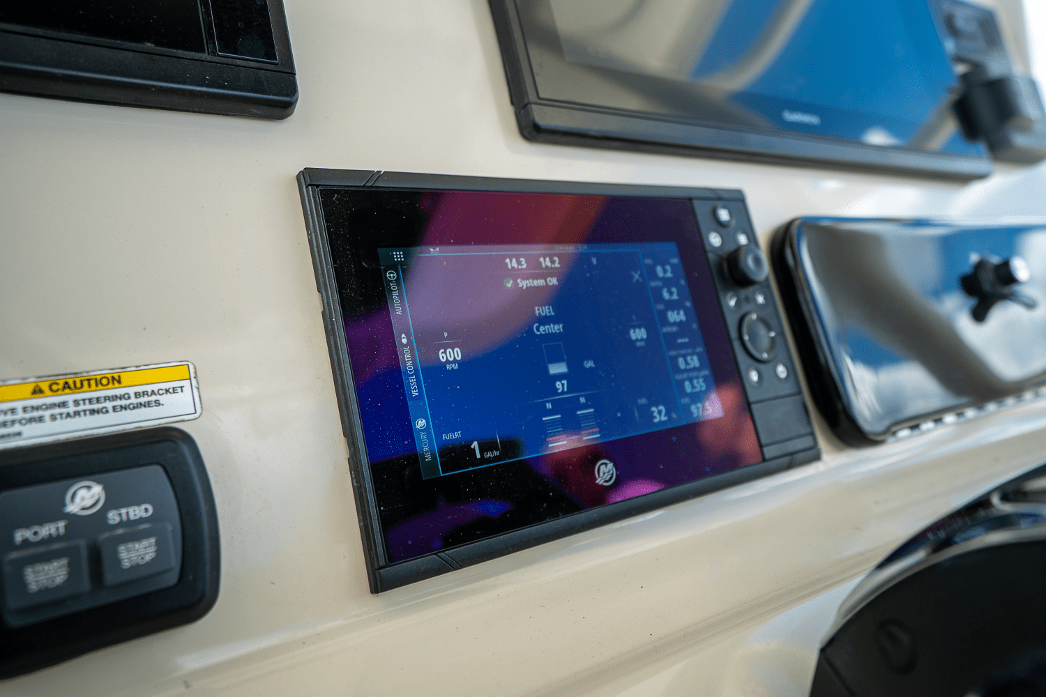 2018 Boston Whaler 330 Outrage Image Thumbnail #16