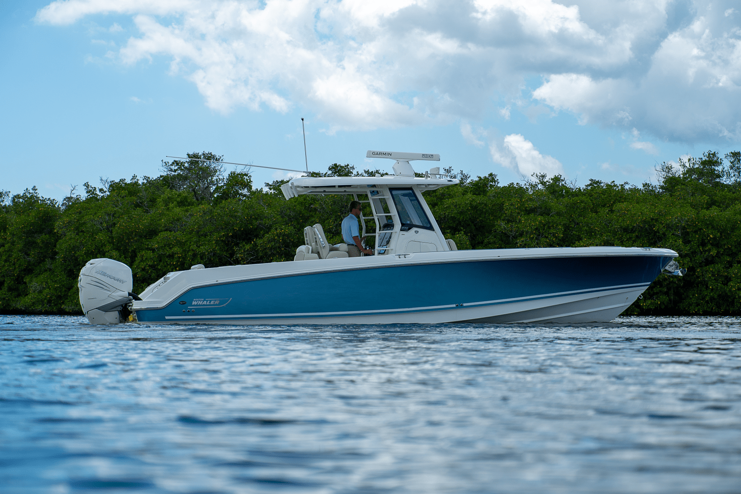 2018 Boston Whaler 330 Outrage Image Thumbnail #37