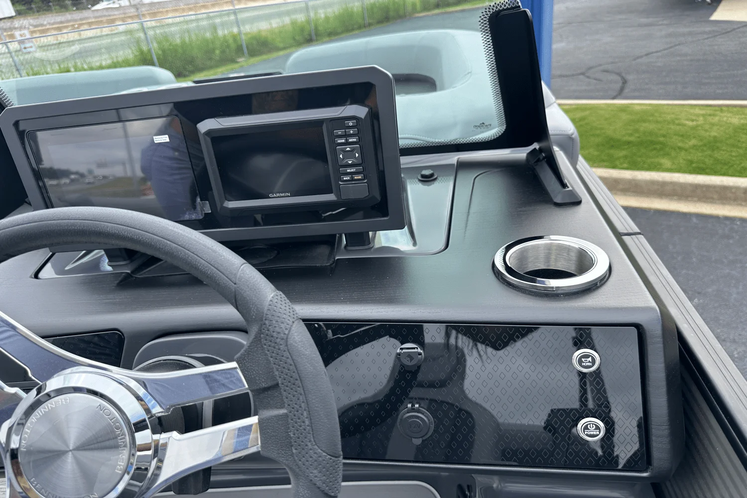 2026 Bennington 22MFB Image Thumbnail #14