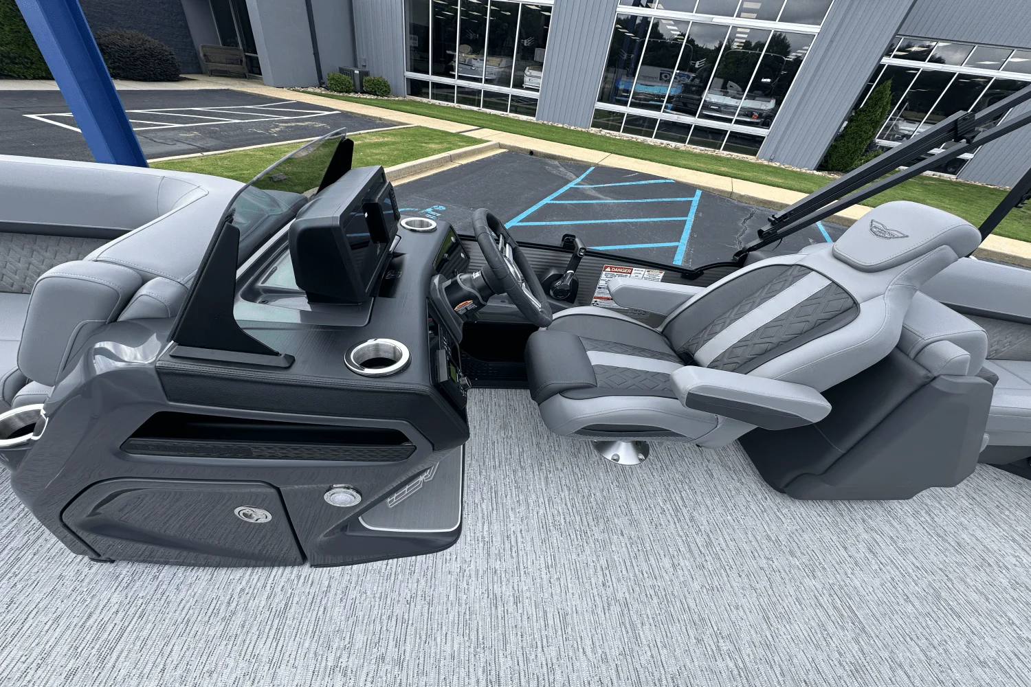 2026 Bennington 22MFB Image Thumbnail #11