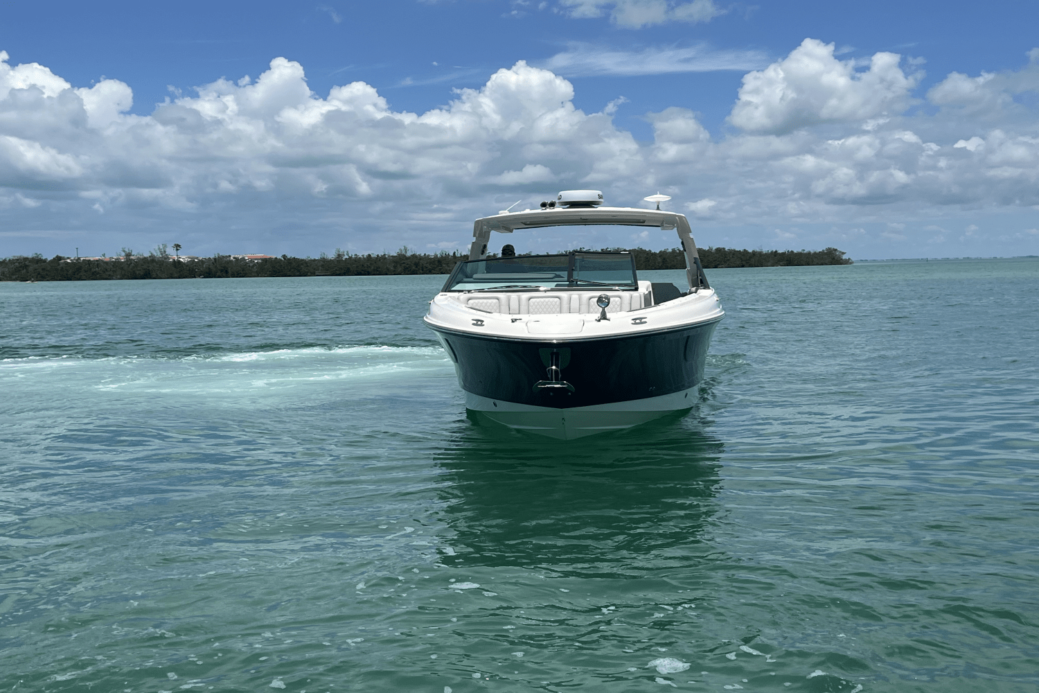 2020 Sea Ray 400 SLX-OB Image Thumbnail #9