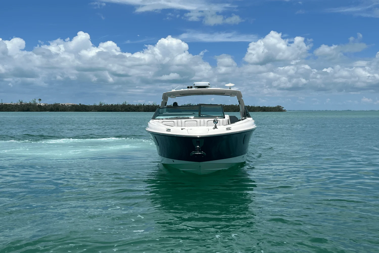 2020 Sea Ray 400 SLX OB Image Thumbnail #10