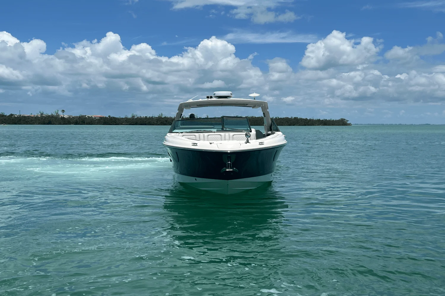 2020 Sea Ray 400 SLX OB Image Thumbnail #8