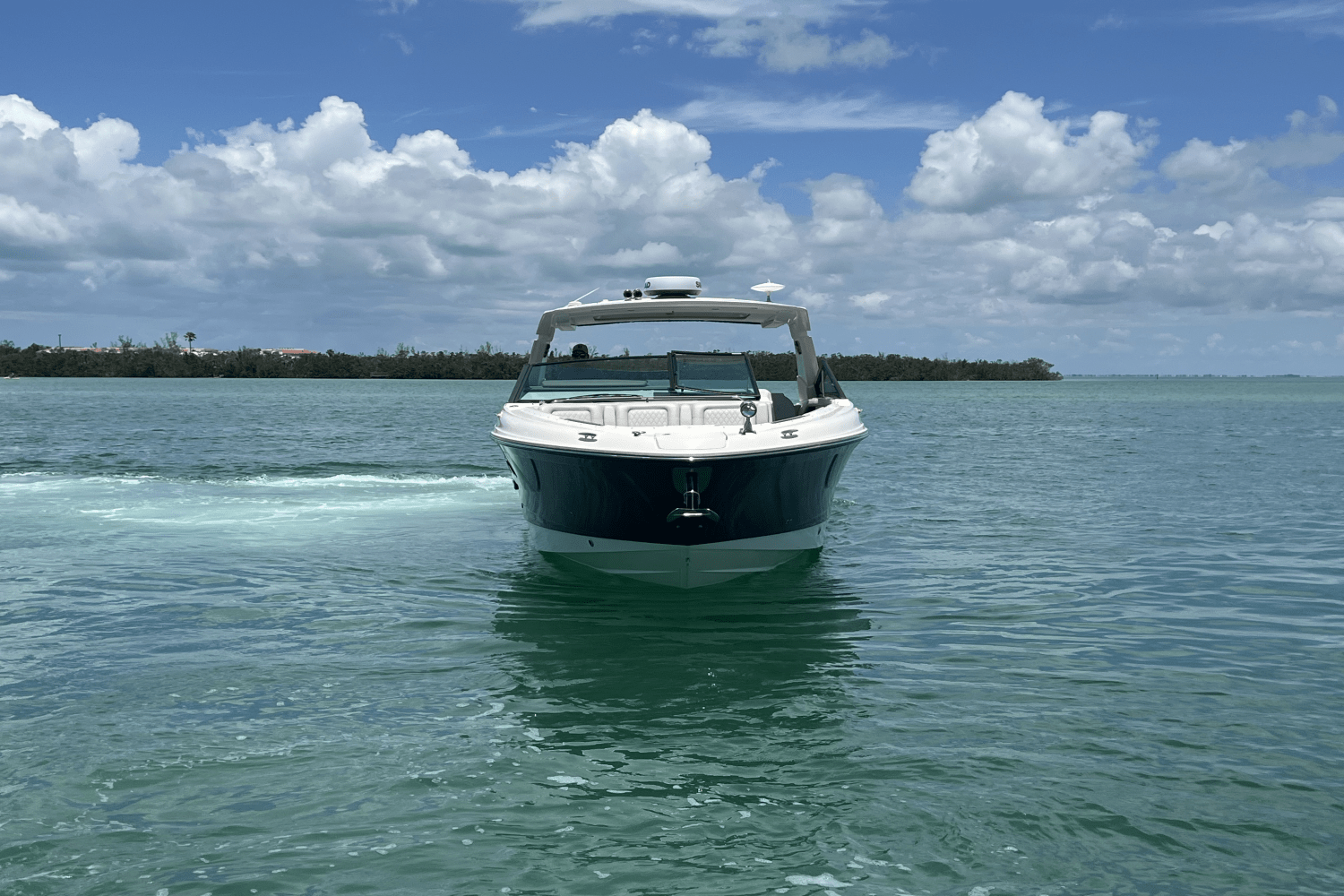 2020 Sea Ray 400 SLX-OB Image Thumbnail #8