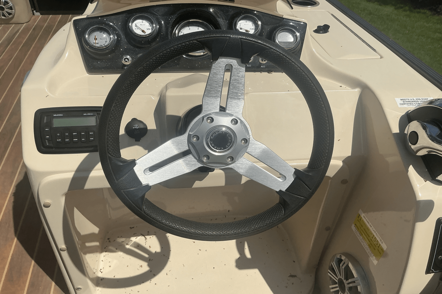 2015 Crest 230 Image Thumbnail #26