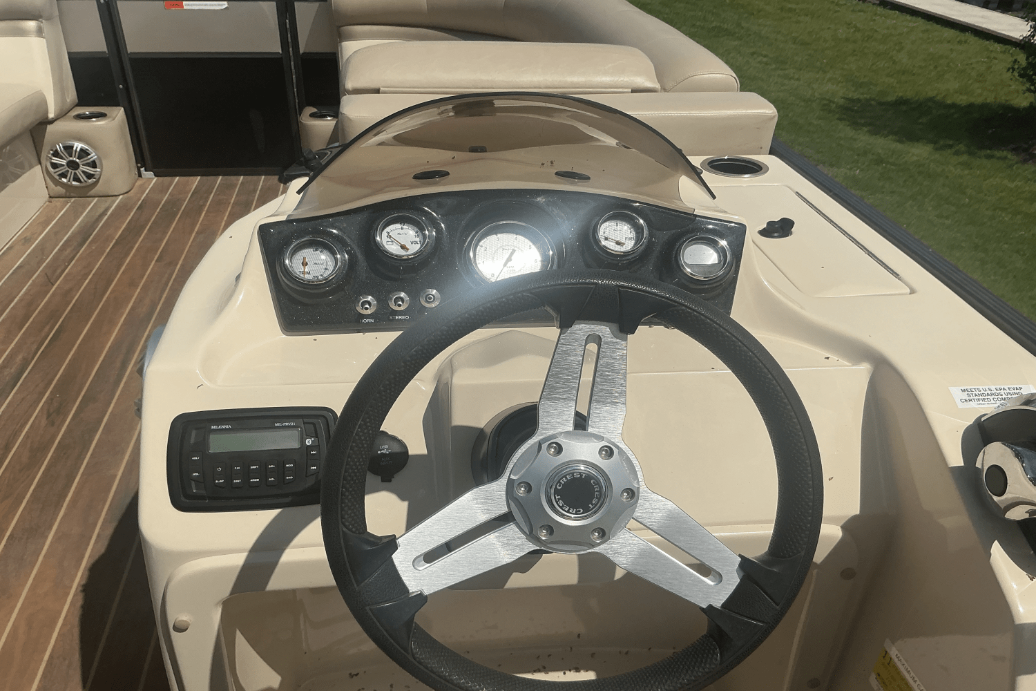 2015 Crest 230 Image Thumbnail #25