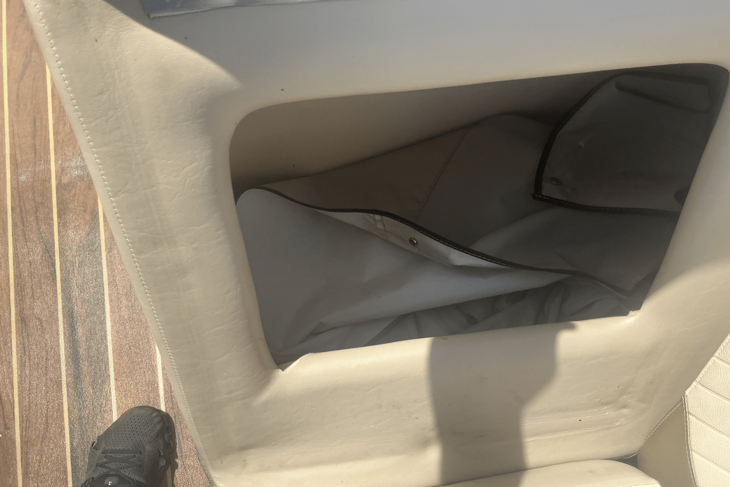2015 Crest 230 Image Thumbnail #16