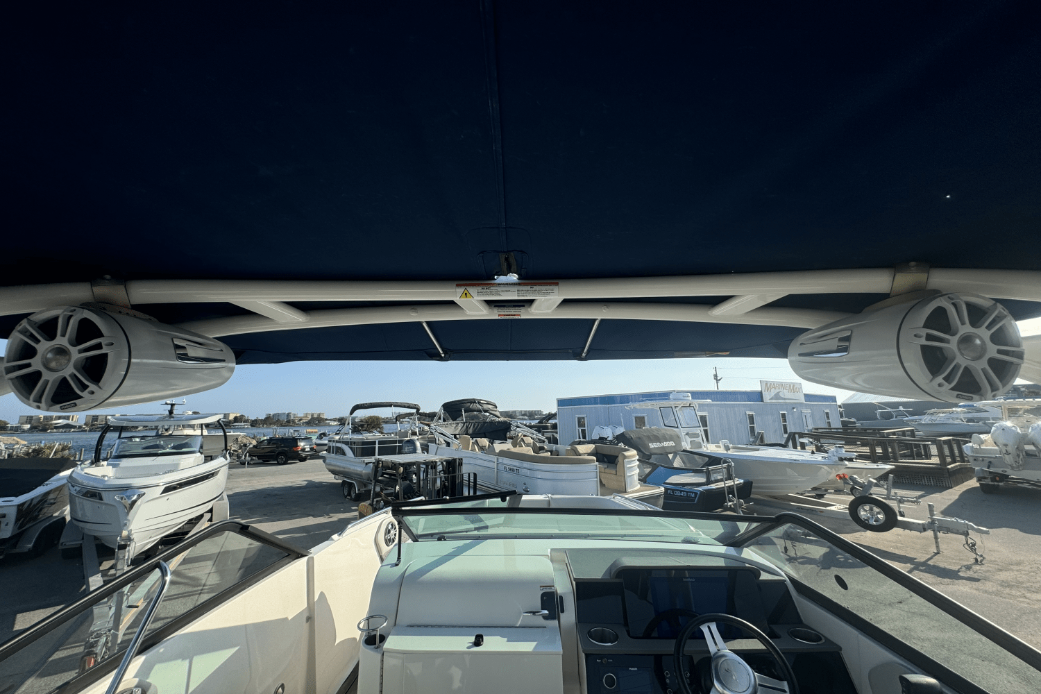 2022 Sea Ray 250 SDX OB Image Thumbnail #15