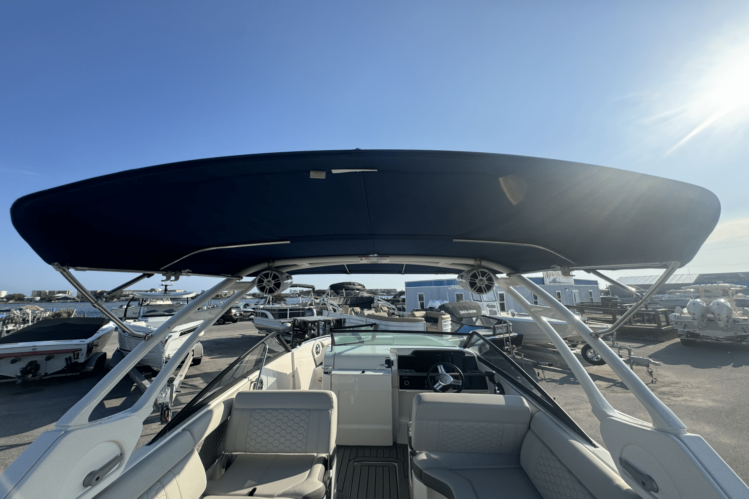 2022 Sea Ray 250 SDX OB Image Thumbnail #14
