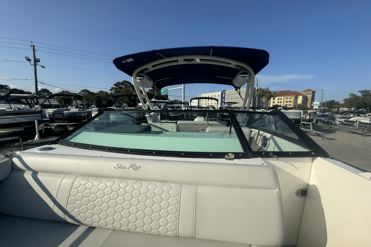 2022 Sea Ray 250 SDX OB Image Thumbnail #21