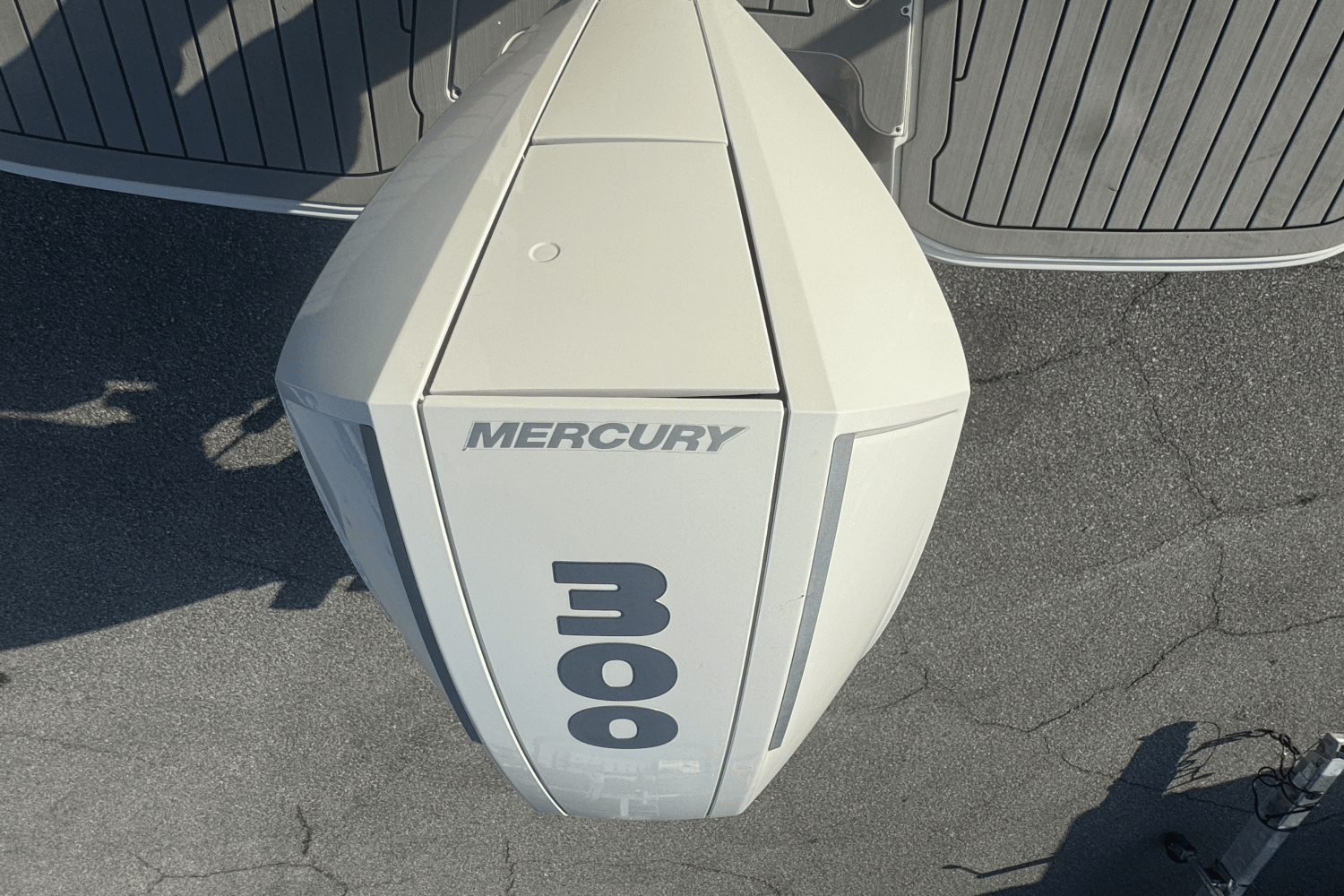 2022 Sea Ray 250 SDX OB Image Thumbnail #5