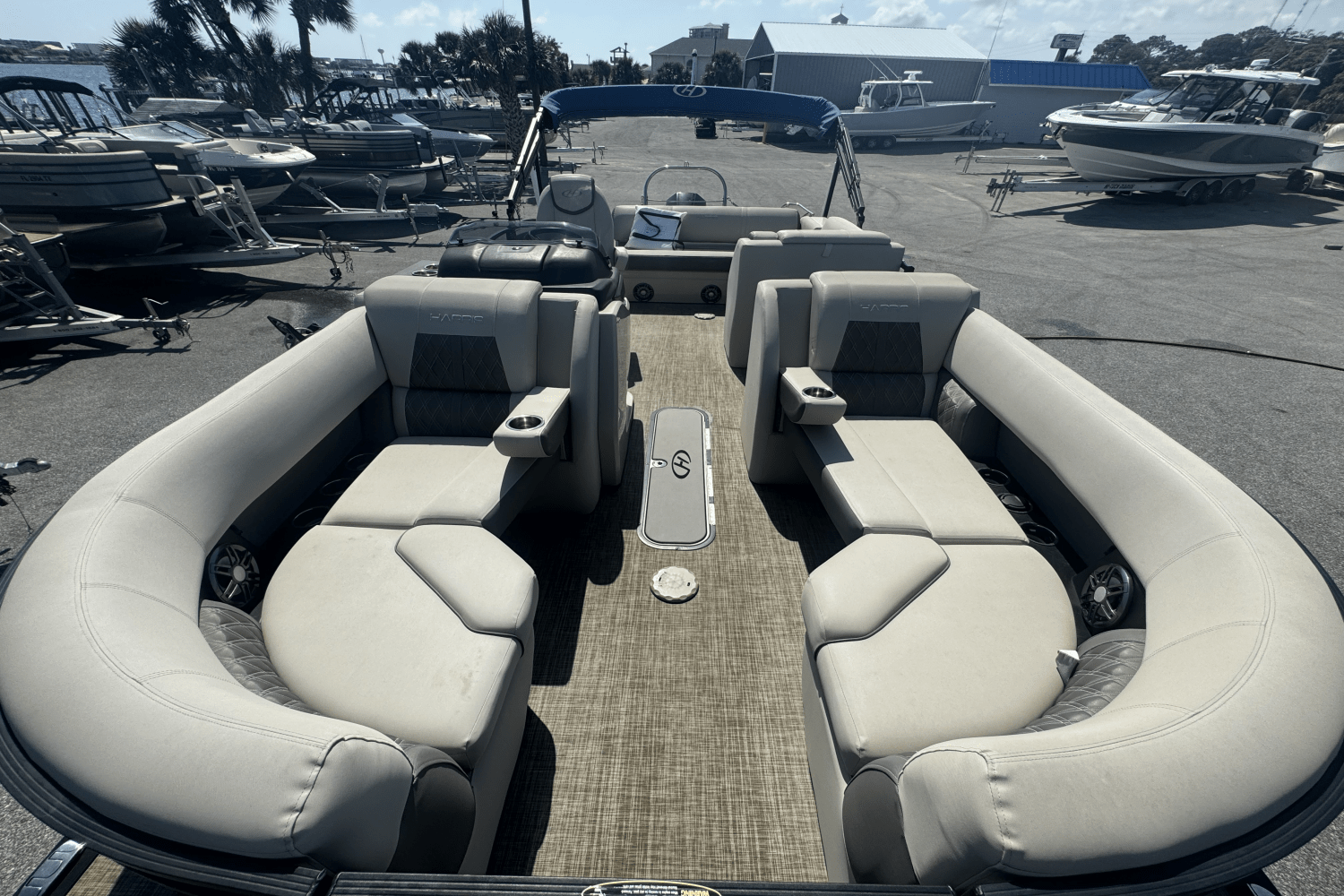 2020 Harris 230 SOLSTICE Image Thumbnail #14