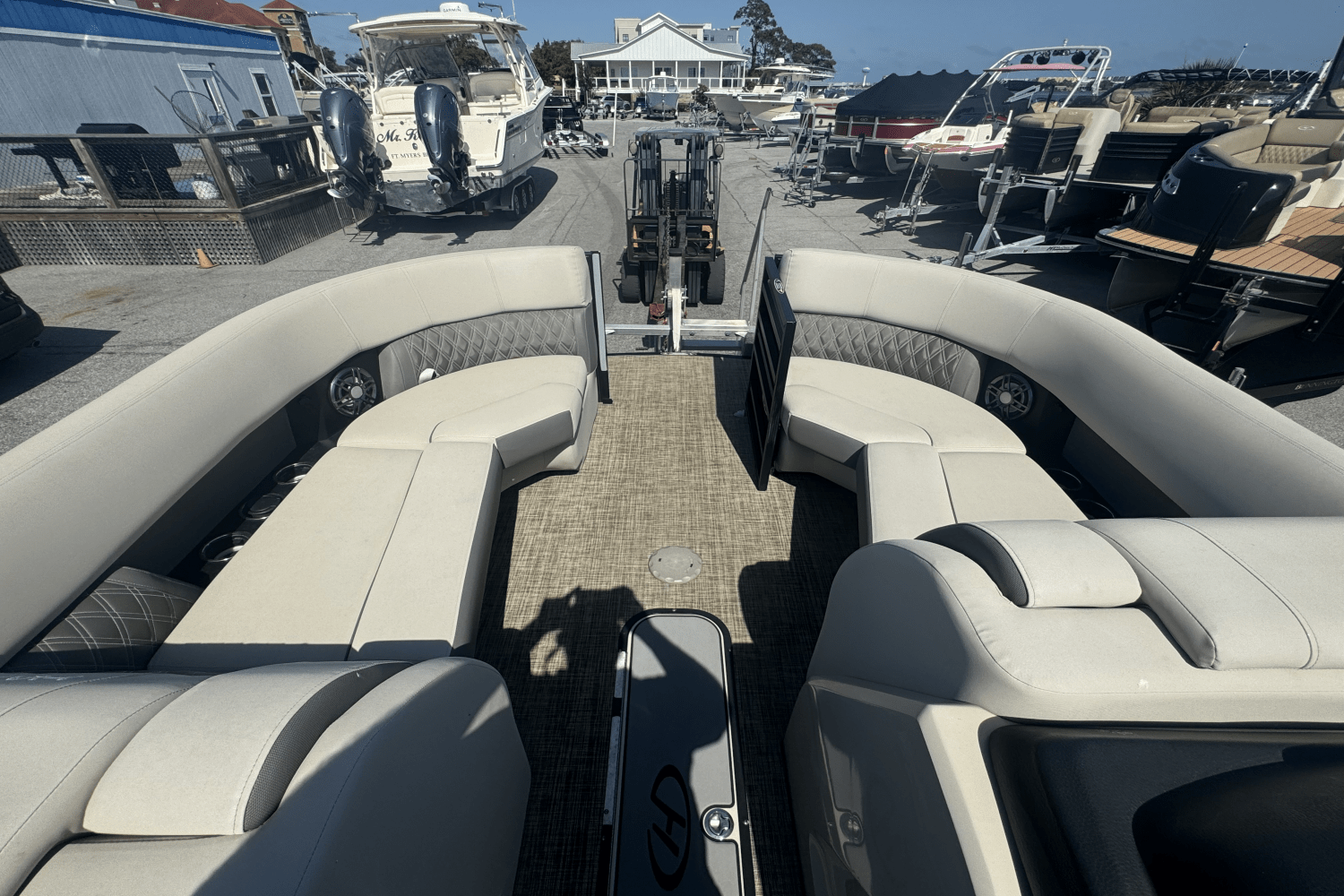 2020 Harris 230 SOLSTICE Image Thumbnail #11