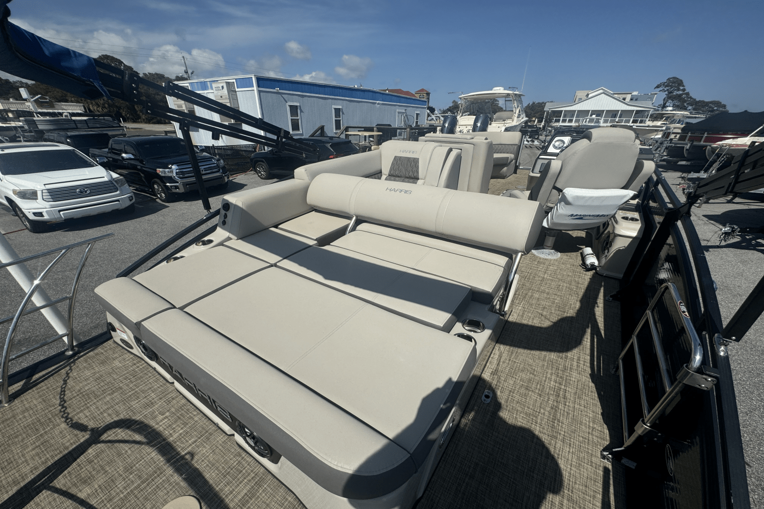 2020 Harris 230 SOLSTICE Image Thumbnail #6
