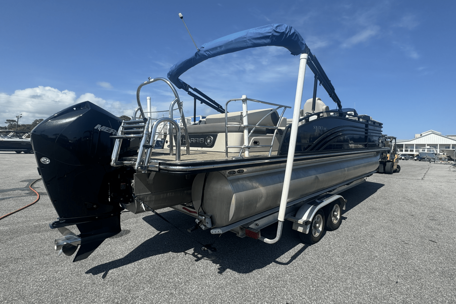 2020 Harris 230 SOLSTICE Image Thumbnail #3
