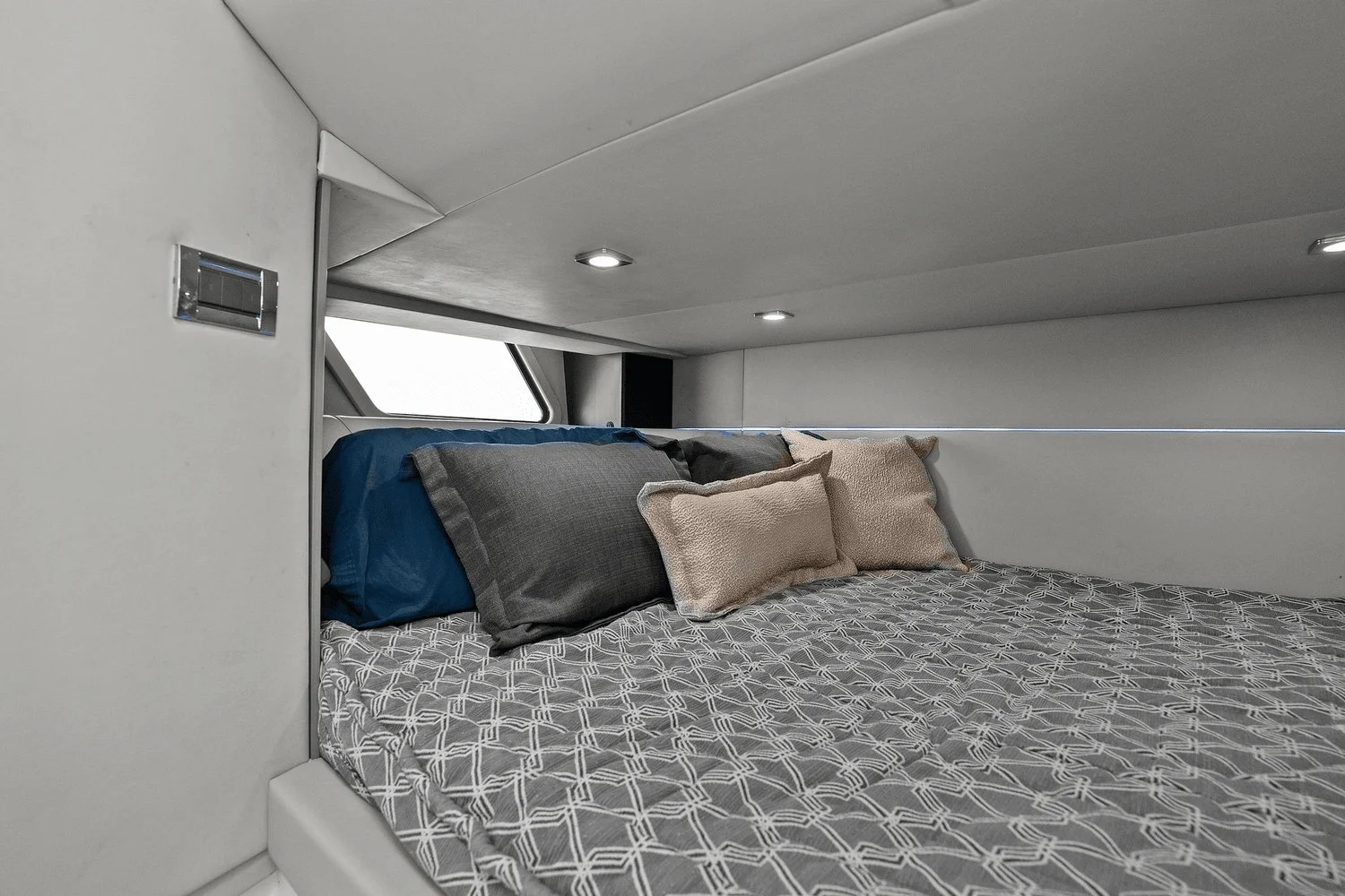 2019 Formula 400 SUPER SPORT CROSSOVER Image Thumbnail #29