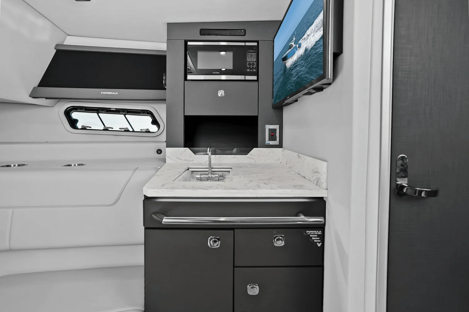 2019 Formula 400 SUPER SPORT CROSSOVER Image Thumbnail #33