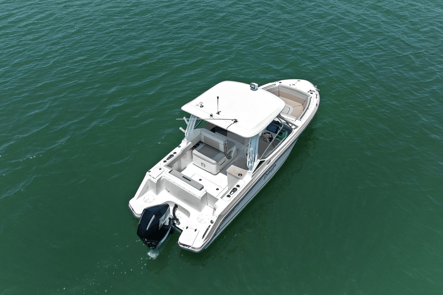 2022 Boston Whaler 240 VANTAGE Image Thumbnail #4