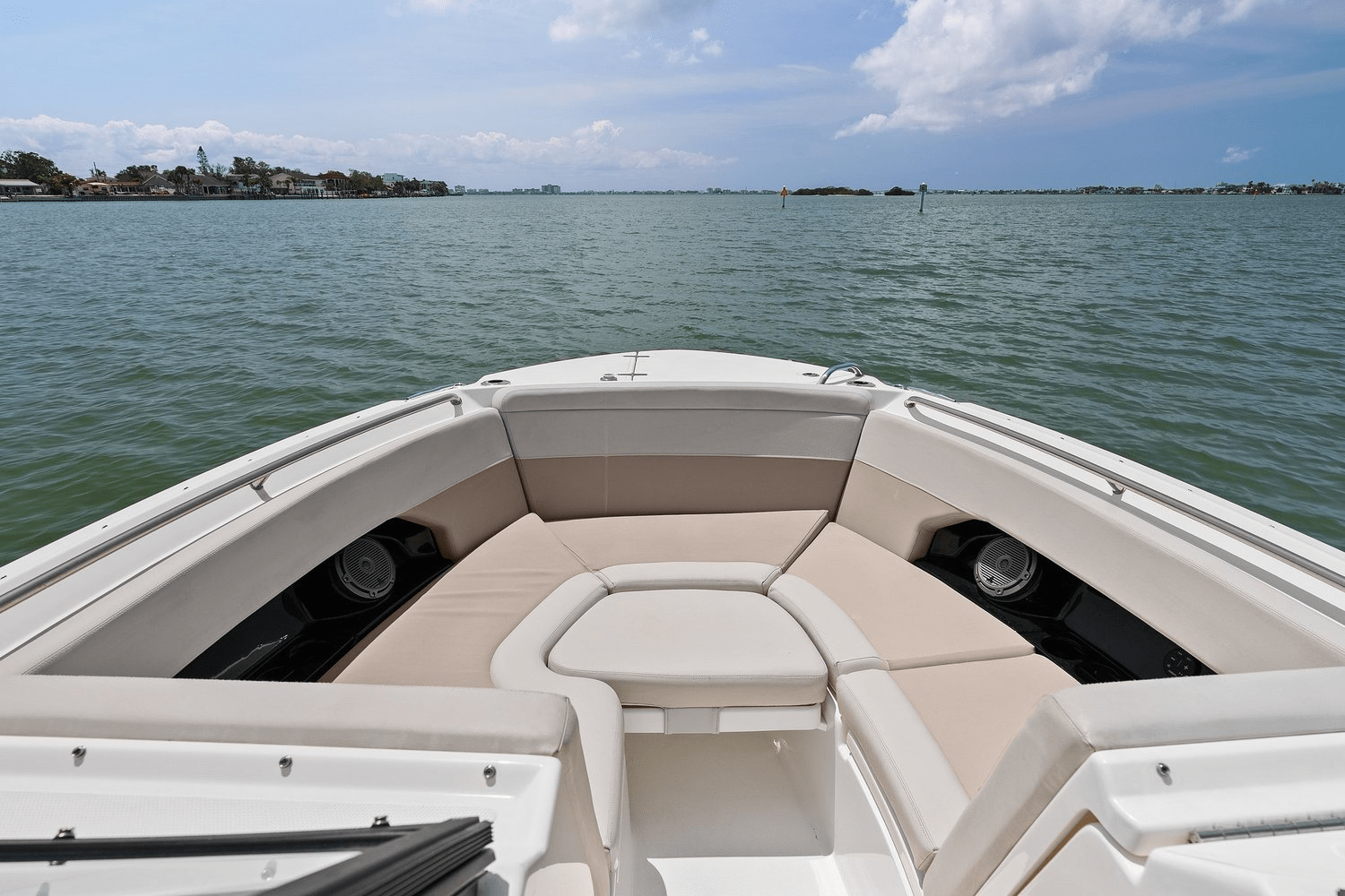 2022 Boston Whaler 240 VANTAGE Image Thumbnail #23