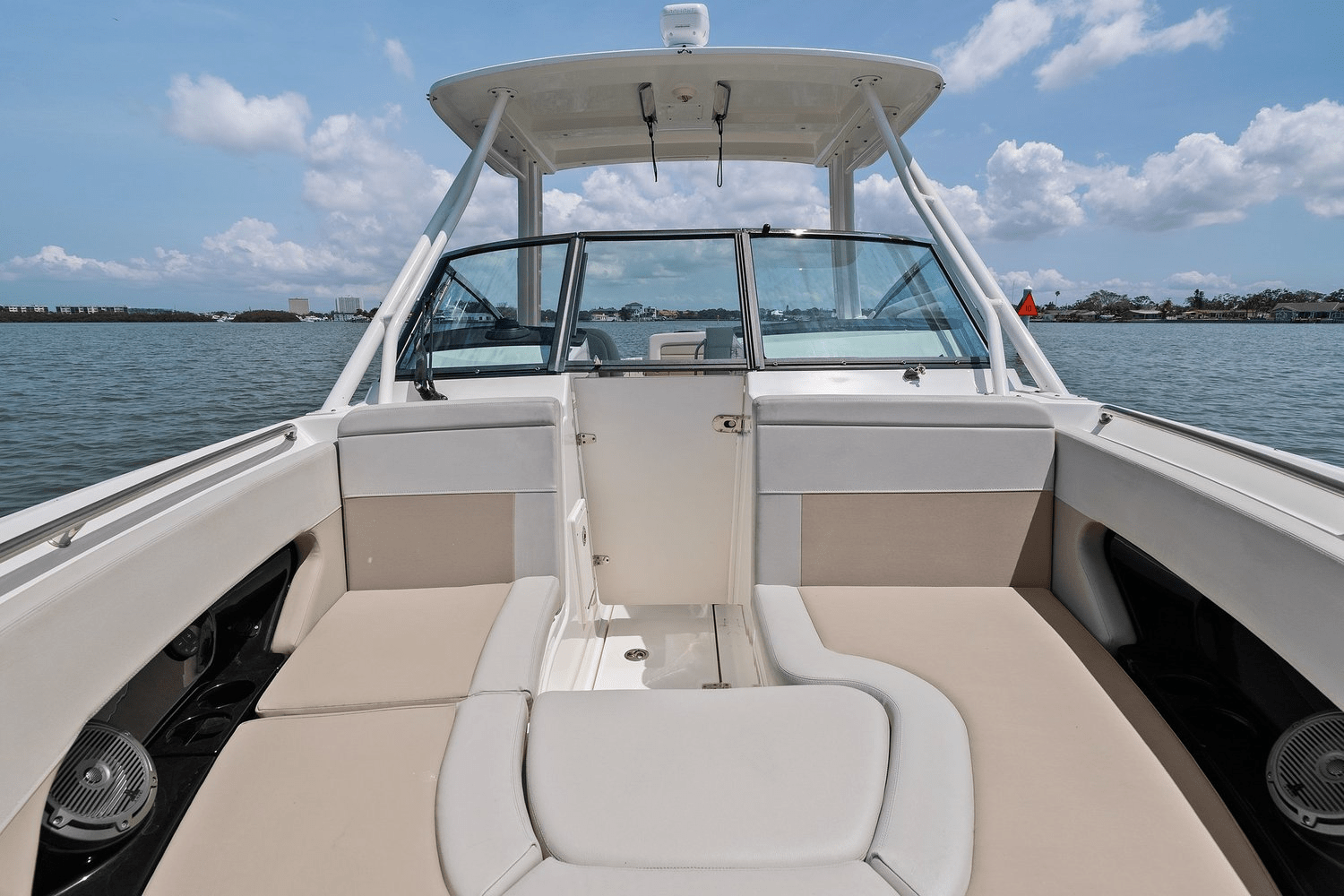 2022 Boston Whaler 240 VANTAGE Image Thumbnail #27