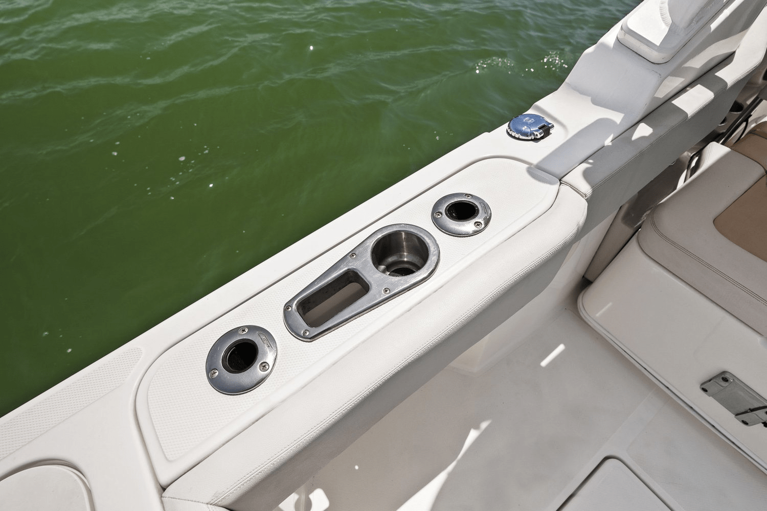 2022 Boston Whaler 240 VANTAGE Image Thumbnail #35