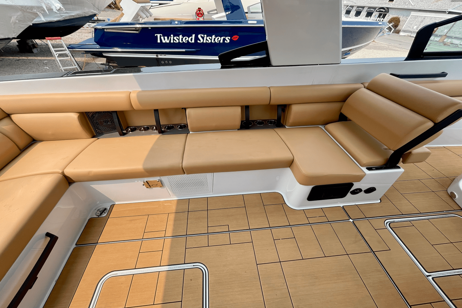 2022 Aviara AV36 Image Thumbnail #17