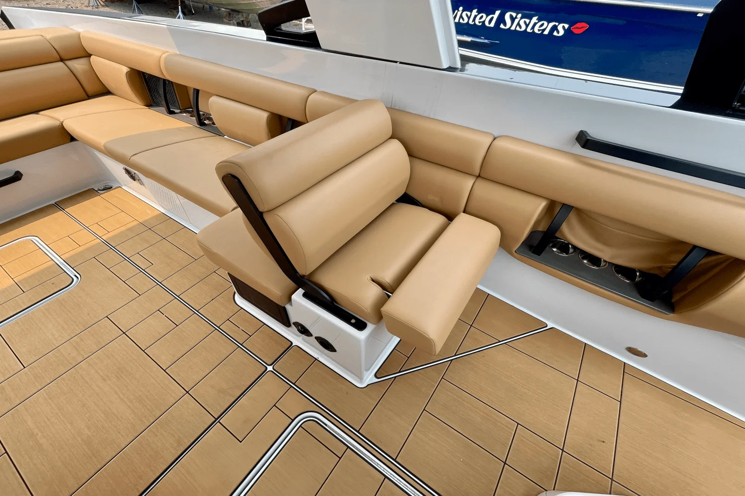 2022 Aviara AV36 Image Thumbnail #19