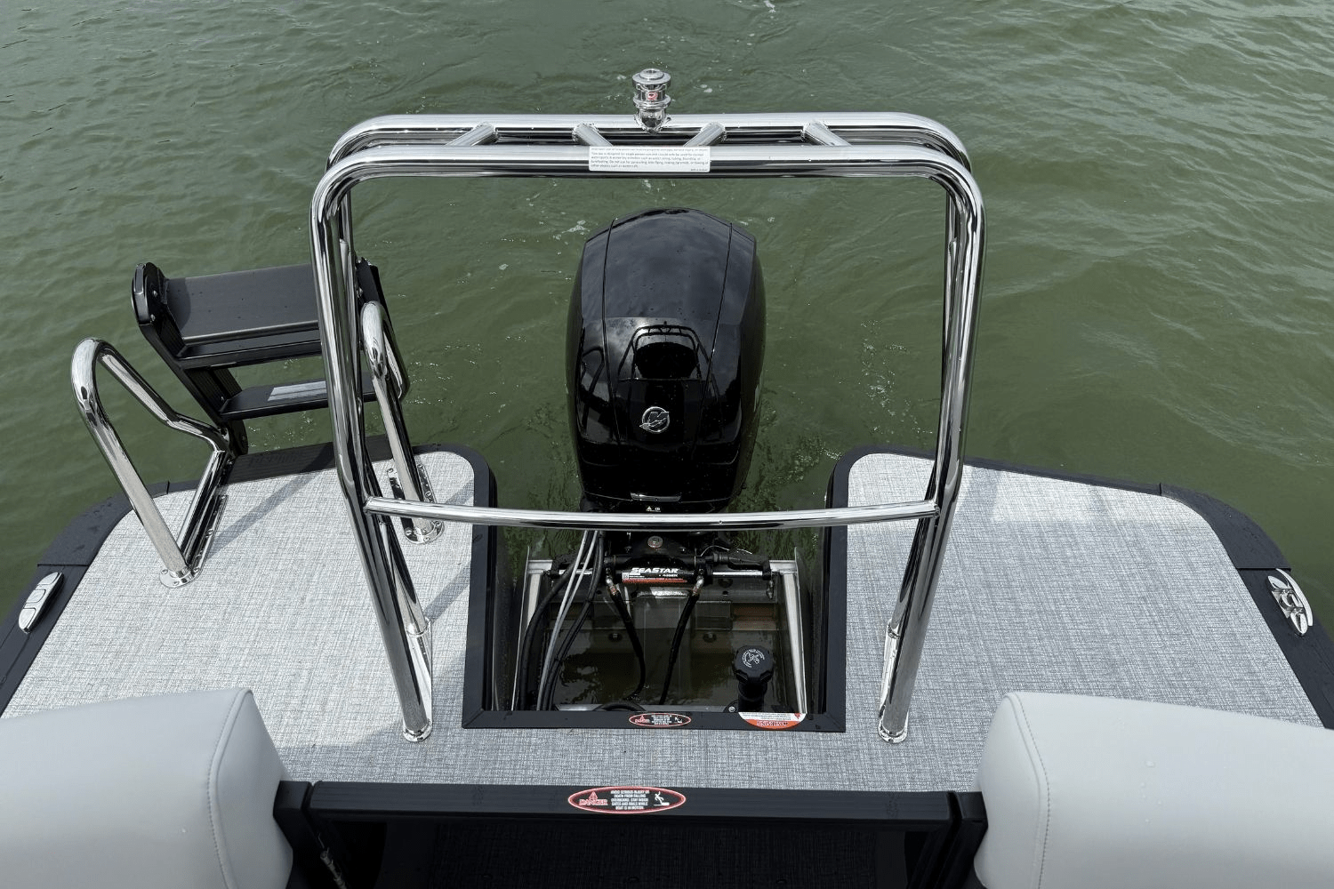 2025 Harris 230 Cruiser Image Thumbnail #10