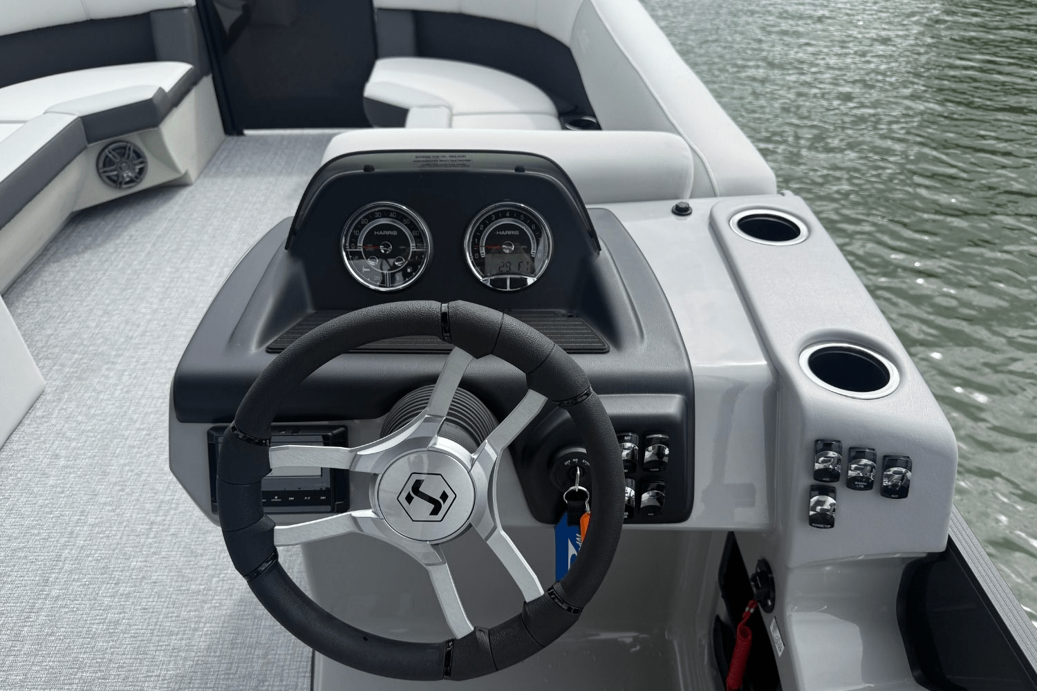 2025 Harris 230 Cruiser Image Thumbnail #23
