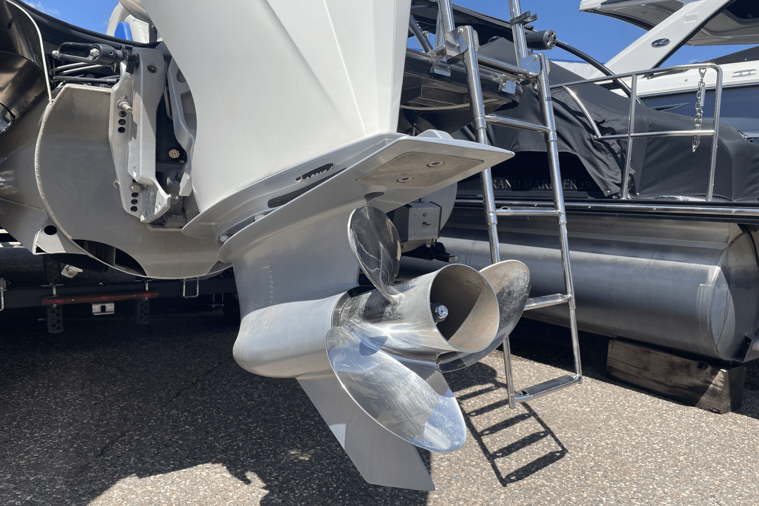 2020 South Bay 525RS ARCH Image Thumbnail #3