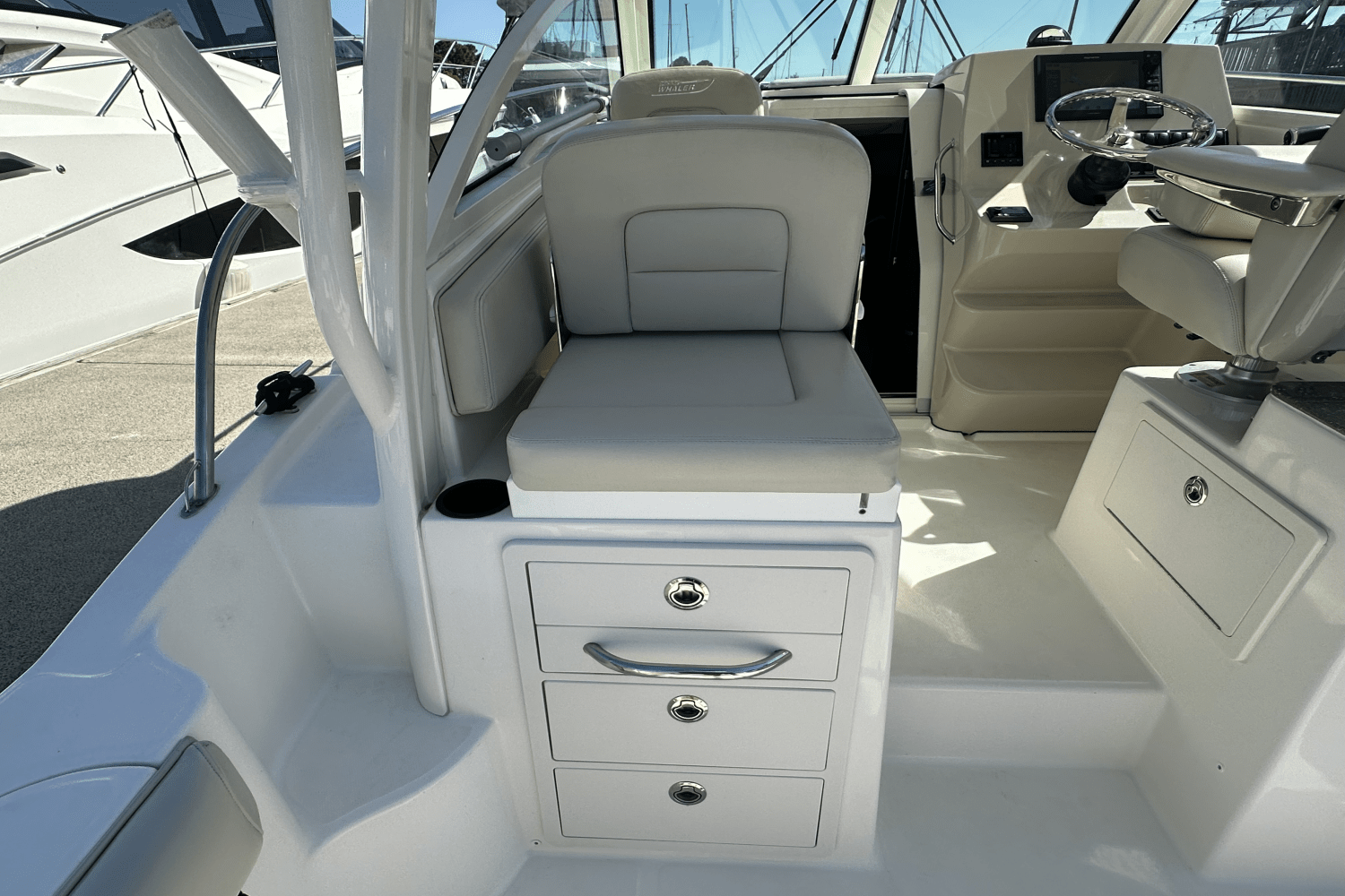 2019 Boston Whaler 285 CONQUEST Image Thumbnail #27