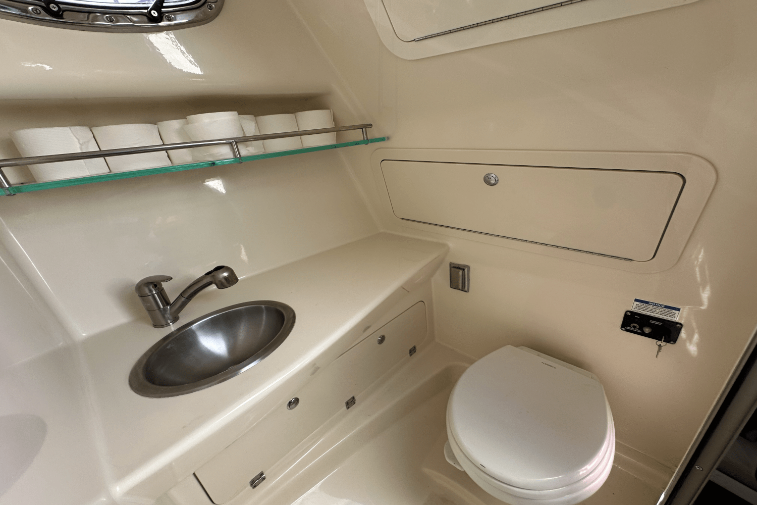2019 Boston Whaler 285 CONQUEST Image Thumbnail #52