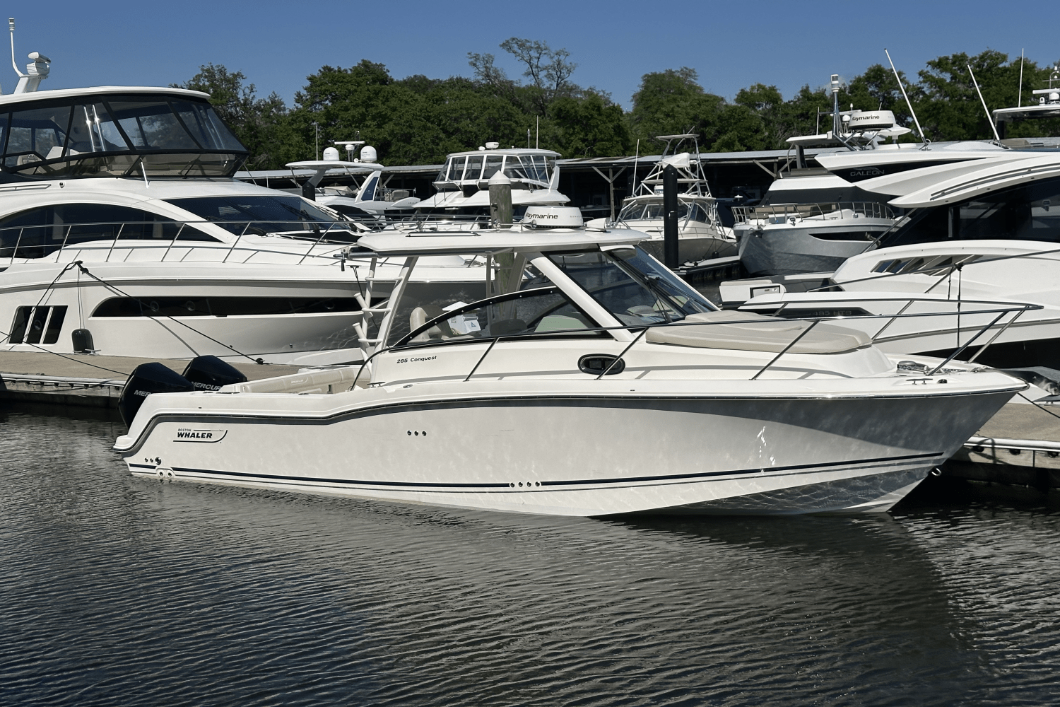 2019 Boston Whaler 285 CONQUEST Image Thumbnail #3