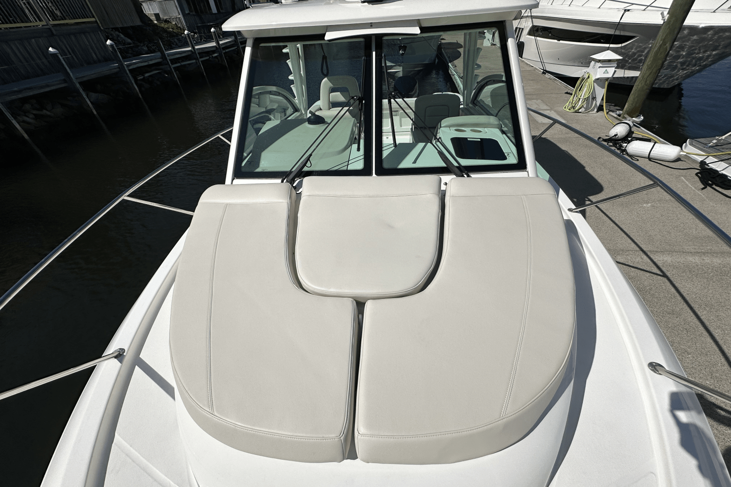 2019 Boston Whaler 285 CONQUEST Image Thumbnail #14