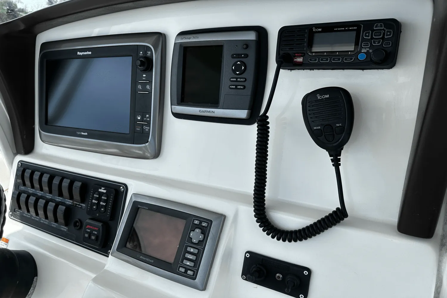 2009 Boston Whaler 250 OUTRAGE Image Thumbnail #13