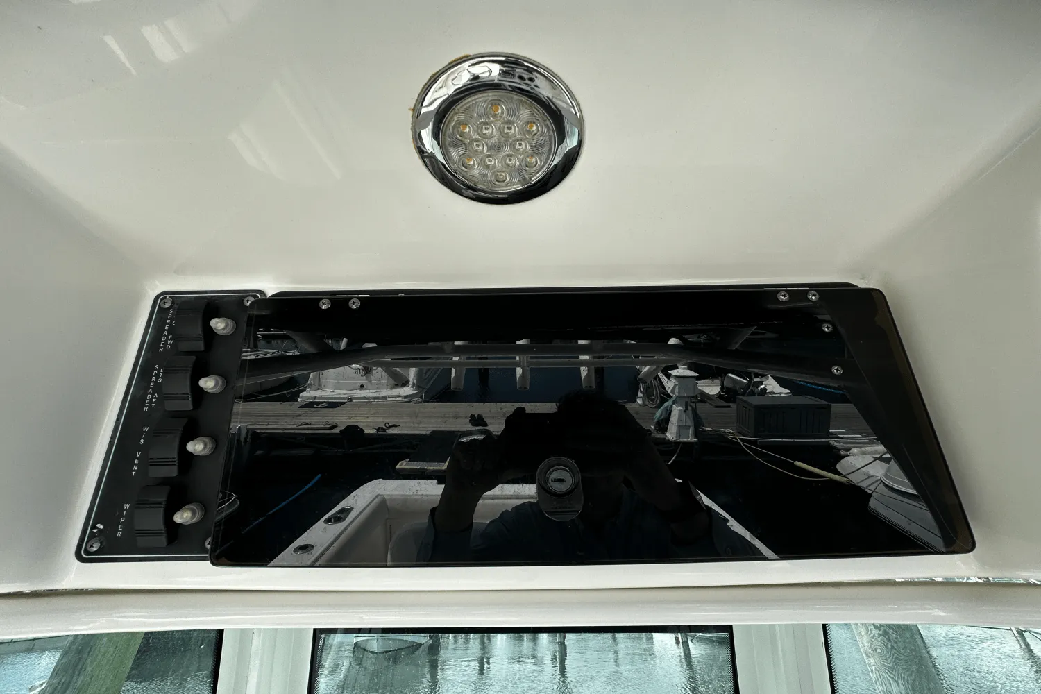 2009 Boston Whaler 250 OUTRAGE Image Thumbnail #14