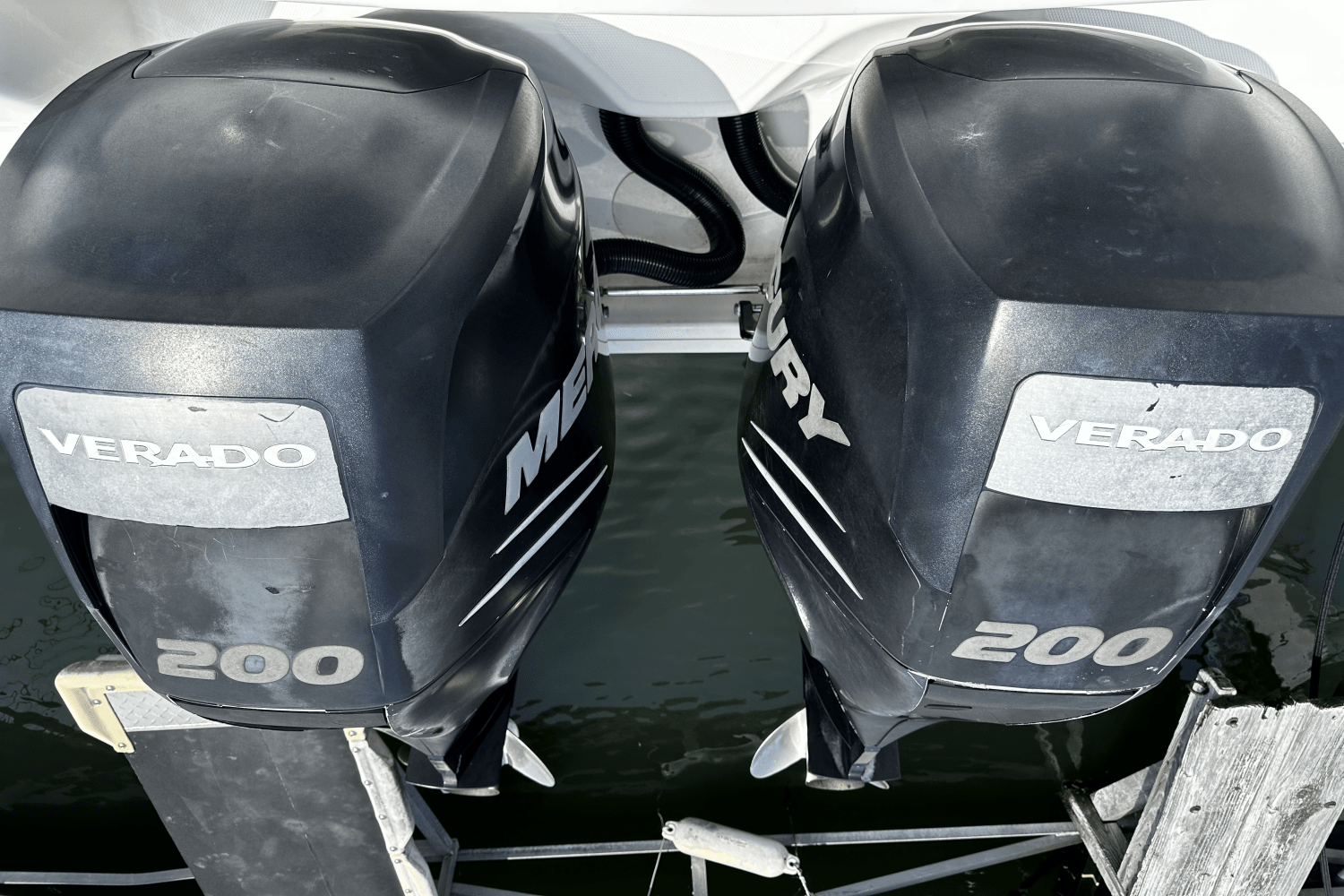 2009 Boston Whaler 250 OUTRAGE Image Thumbnail #3