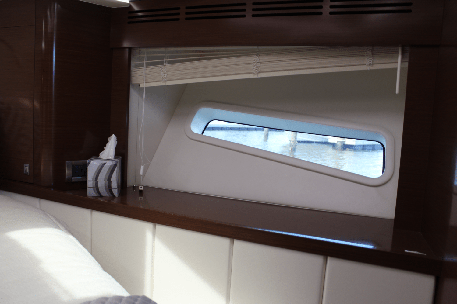 2021 Ocean Alexander 45 DIVERGENCE COUPE Image Thumbnail #38